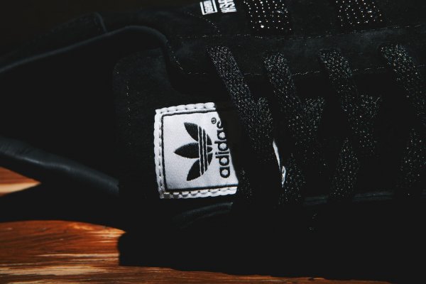 Neighborhood Adidas Shell Toe 07