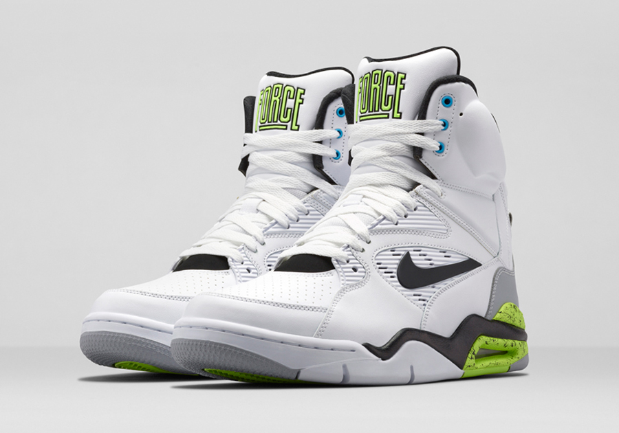 r Creates A Color Changing Nike Command Force Pump