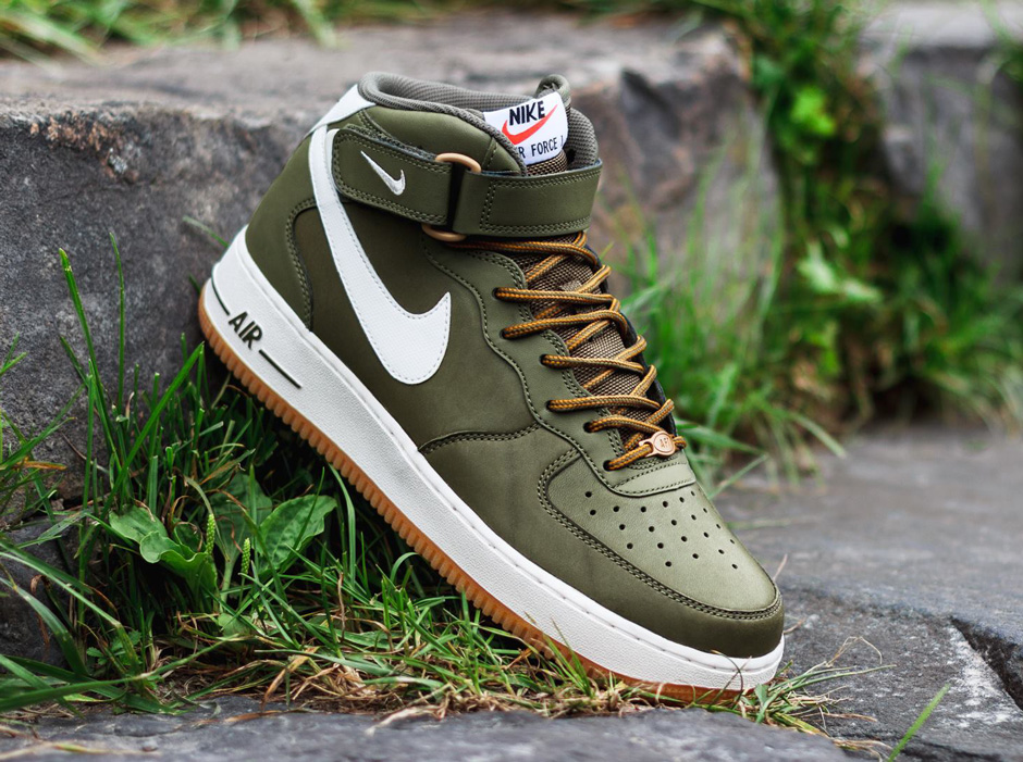 Nike high top olive green online