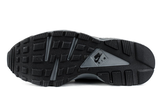 Nike Air Huarache Black Grey Sole 04