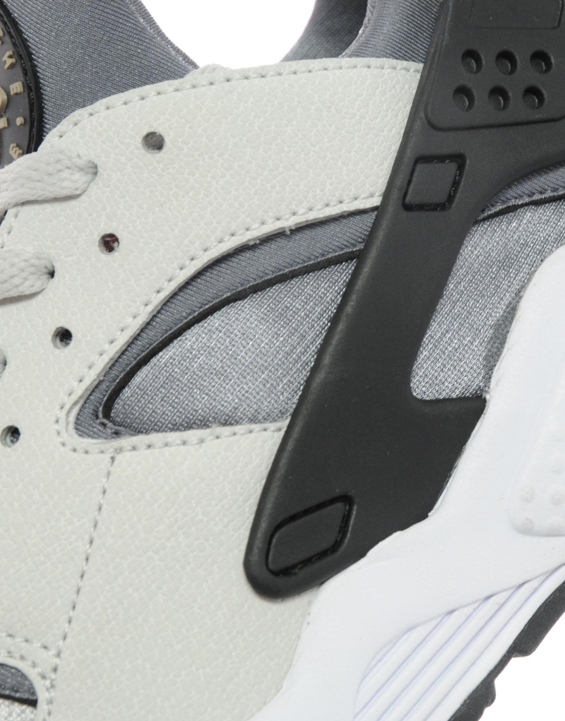 Nike Air Huarache Light Ash Grey 01