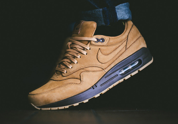 Nike Air Max 1 "Flax" - Arriving at Retailers
