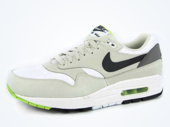 Nike Air Max 1 Leather – White – Anthracite – Light Brown – Volt