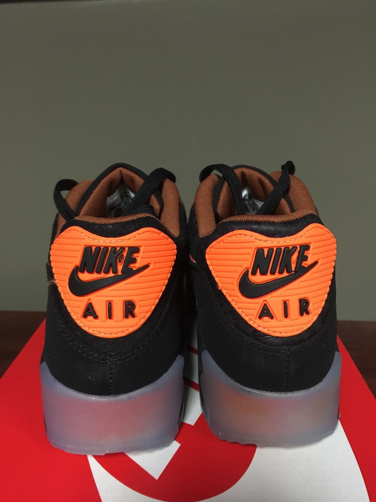 Nike Air Max 90 Ice Halloween 04