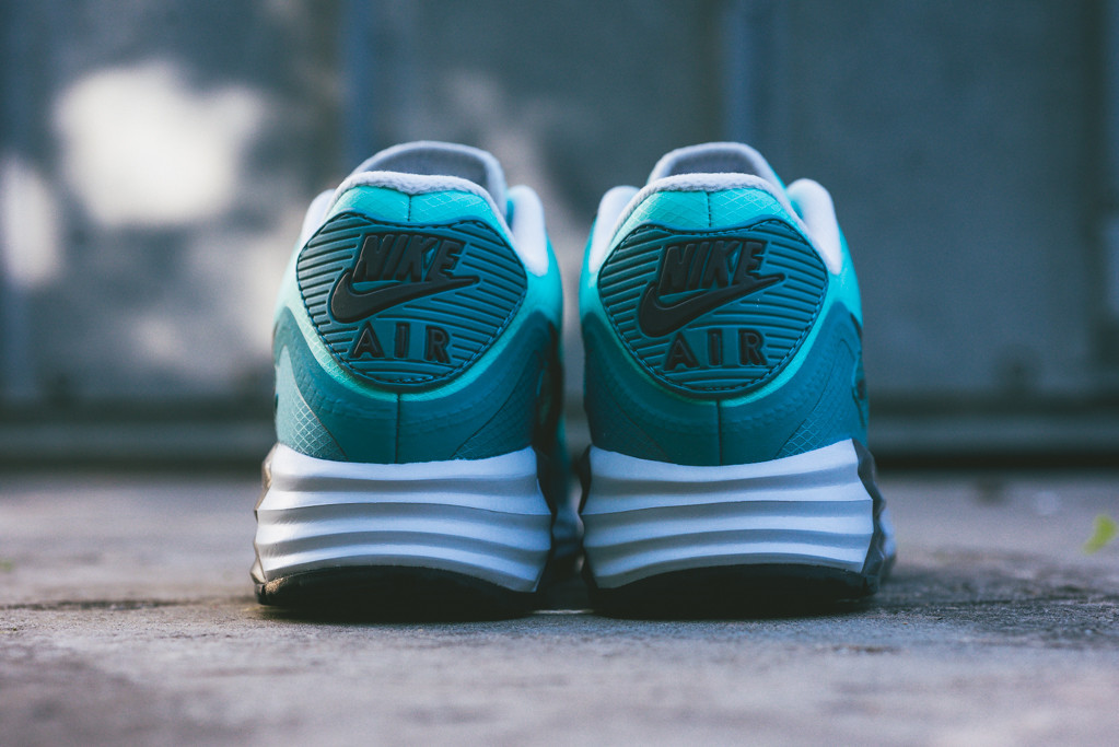 Nike Air Max Lunar90 Wr Bleached Turquoise 01