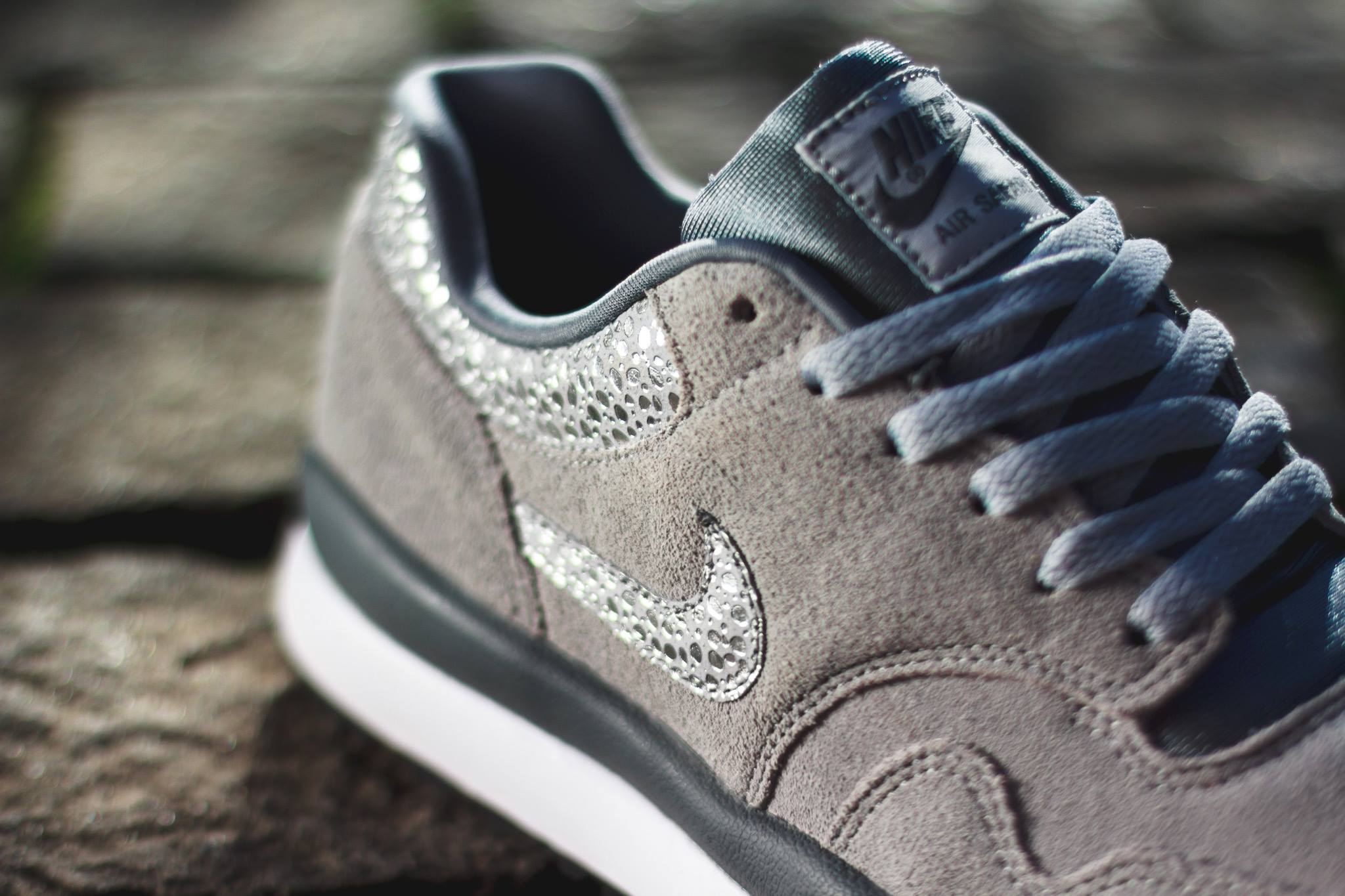 Nike Air Safari Wolf Grey Cool Grey 04