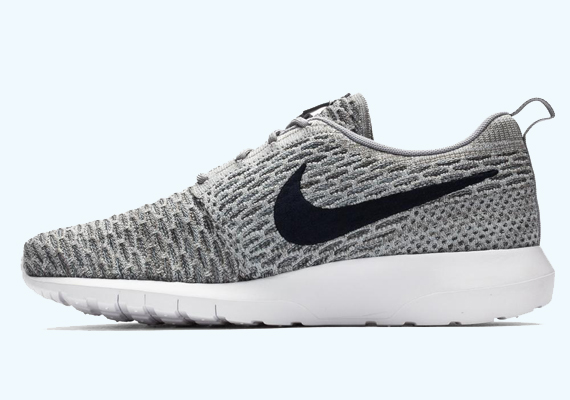 Nike Flyknit Roshe Run Light Charcoal Dark Obsidian Wolf Grey 01