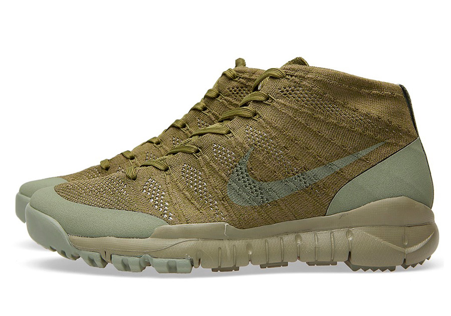 A Detailed Look at the Nike Flyknit Trainer Chukka FSB 