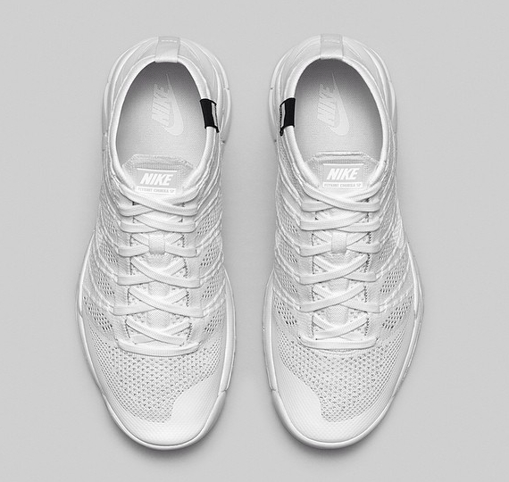 Nike Flyknit Trainer Chukka Fsb All White 02
