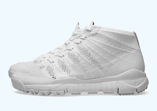 A Detailed Look at the Nike Flyknit Trainer Chukka FSB SP “White”