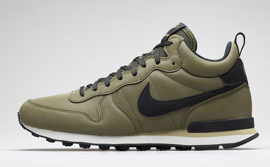 paquete Mancha Obediencia Nike Internationalist Mid "Reflective Pack" - SneakerNews.com