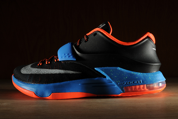 kd 7 on the road outfit