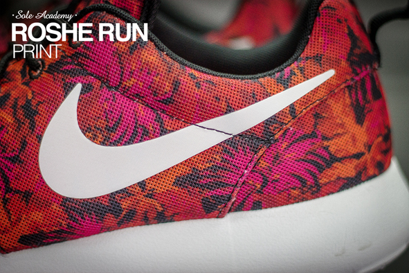 Nike Roshe Run Print Floral 03