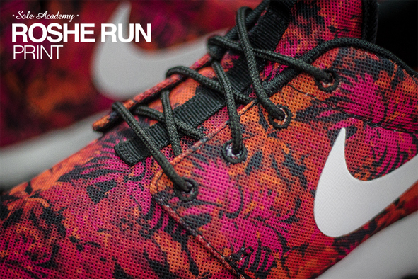 Nike Roshe Run Print Floral 04