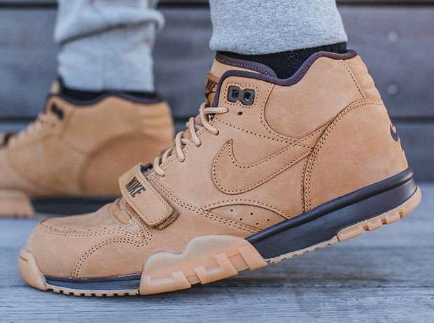 Nike Sportswear "Flax" Collection - Release Reminder