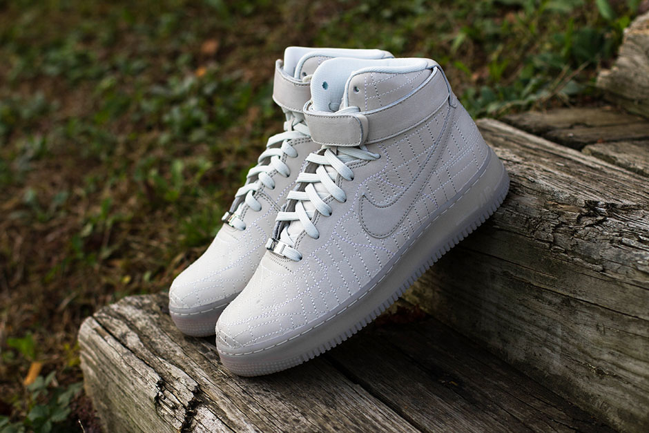 Nike Wmns Air Force 1 High City Collection 06
