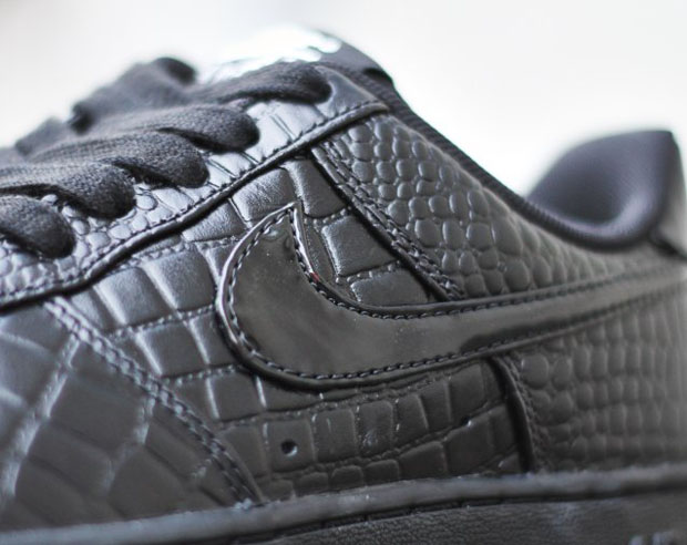 Nike Women's Air Force Premium "Black Croc" - SneakerNews.com