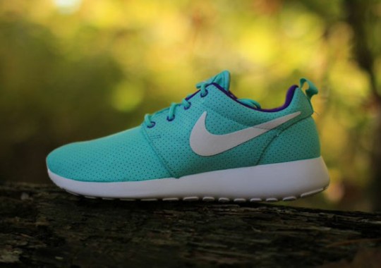 Nike Women’s Roshe Run – Hyper Turquoise – Hyper Green