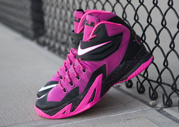 lebron soldier 8 pink and green