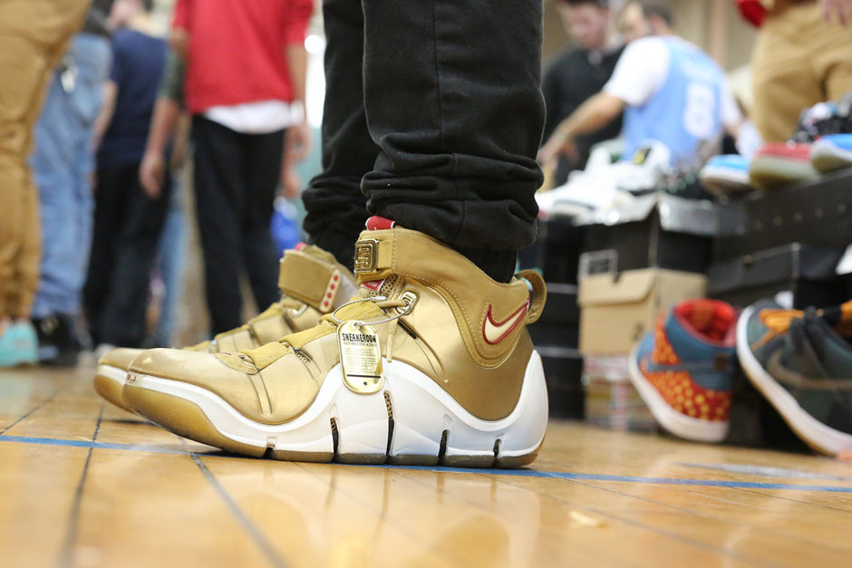 Sneaker Con On Feet Chicago October Part 2 050
