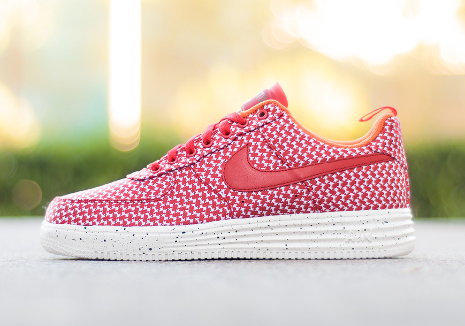 Undftd Nike Lunar Force 1 University Red Release Date 02