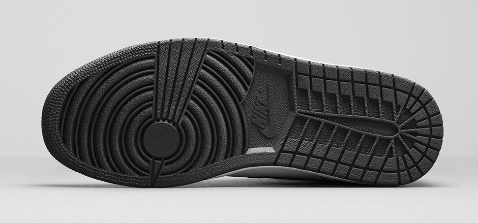 Air Jordan 1 Og Black White Nikestore 7