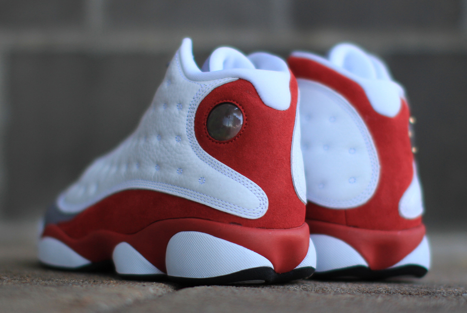 Air Jordan 13 Grey Toe Sneaker Release 3
