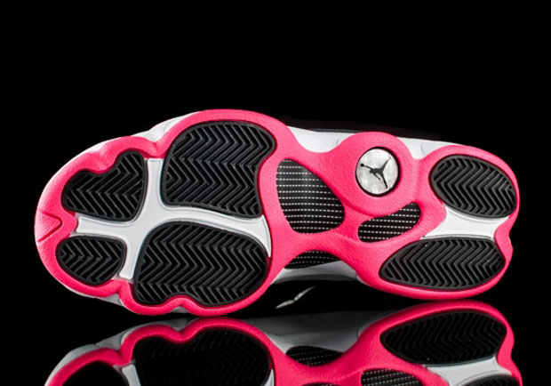 Air Jordan 13 GS - Black / Hyper Pink •