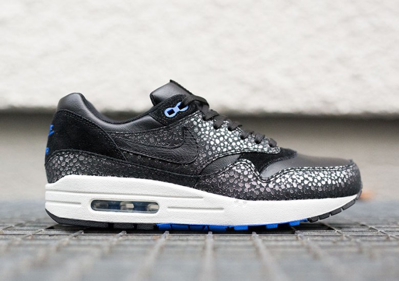 A Detailed Look at the Nike Air Max 1 Deluxe “Safari”