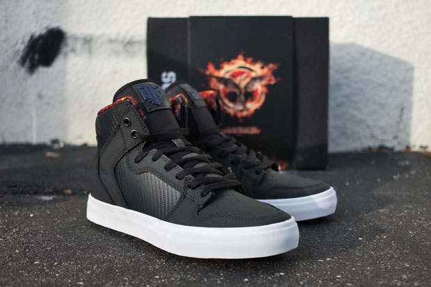Hunger Games Supra Available 07