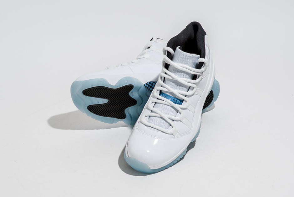 Nike mens Air Jordan 11 Retro Legend Blue