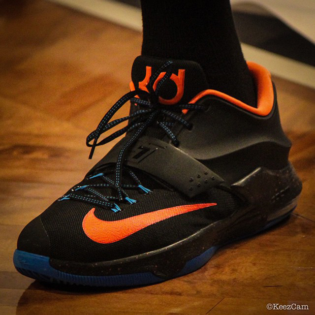Kevin Durant in Nike KD 7 Away PE During Pre-game Shoot-around 
