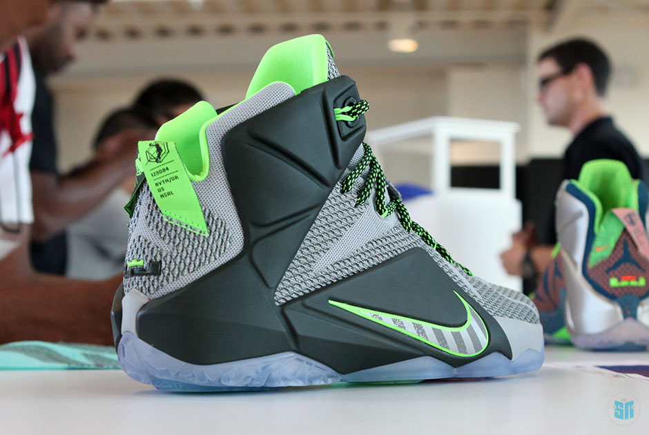 Lebron 12 Dunk Force Monday Night Preview 1
