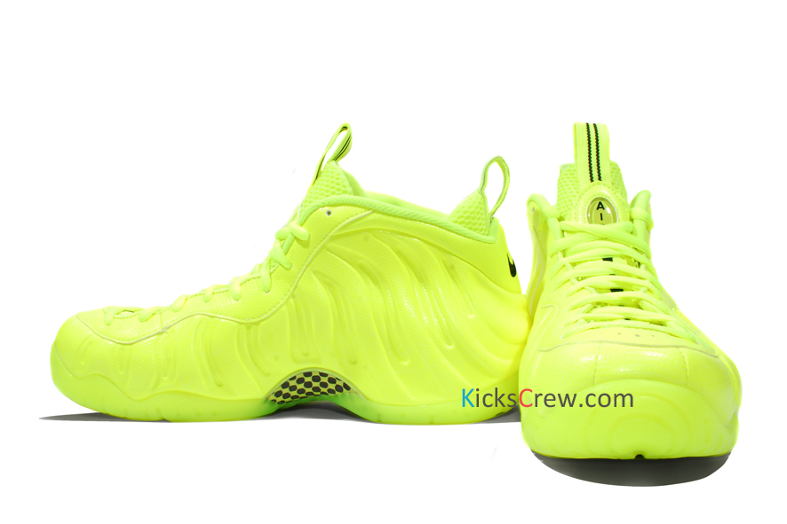 Nike Air Foamposite Pro Black 03