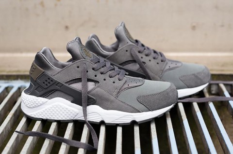 Nike Air Huarache - Cool Grey - Dark Dune - White - SneakerNews.com