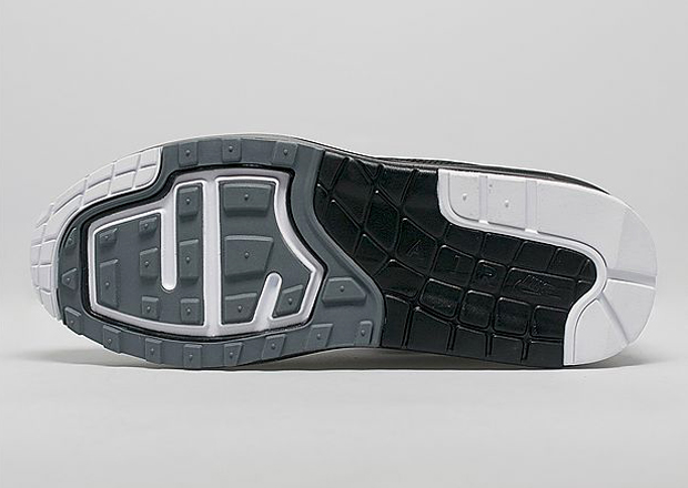 Nike Air Max Lunar1 Jacquard - Black - White - SneakerNews.com