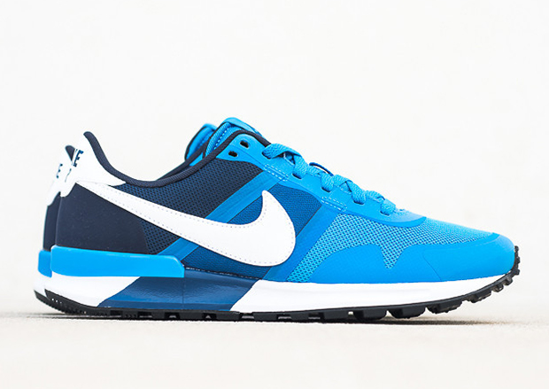 nike air pegasus blue