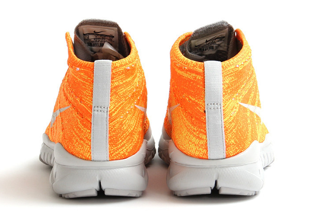 Nike Flyknit Trainer Chukka Fsb Total Orange 3