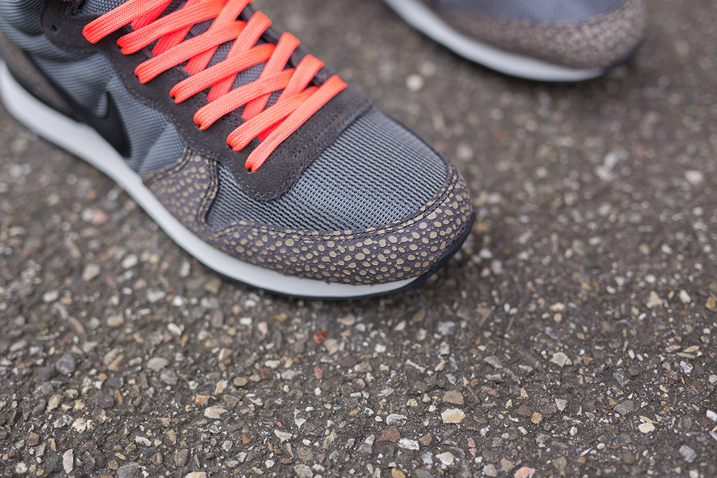 Nike Internationalist Mid Prm Safari Print 03