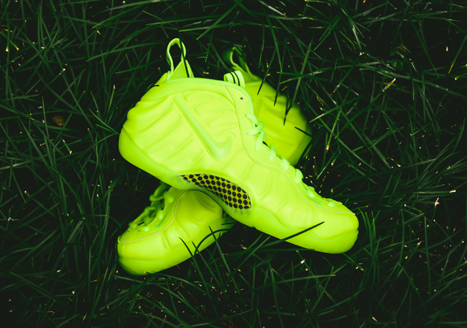 lime green foams outfit