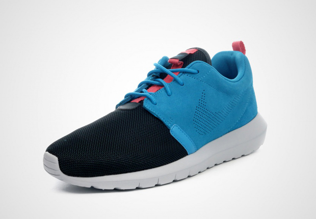 Nike Roshe Run NM FB 