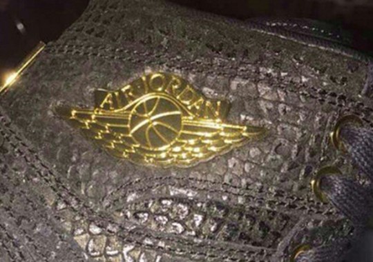 Air Jordan 1 Retro High – Black Snake – Gold