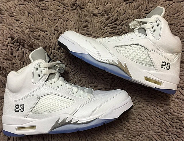 Jordan 5 hotsell white metallic silver