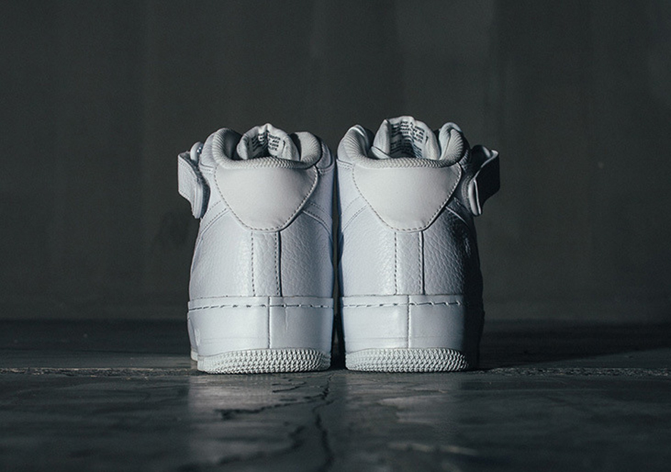 Detailed Look Nike Air Force 1 Cmft Sp Collection 04