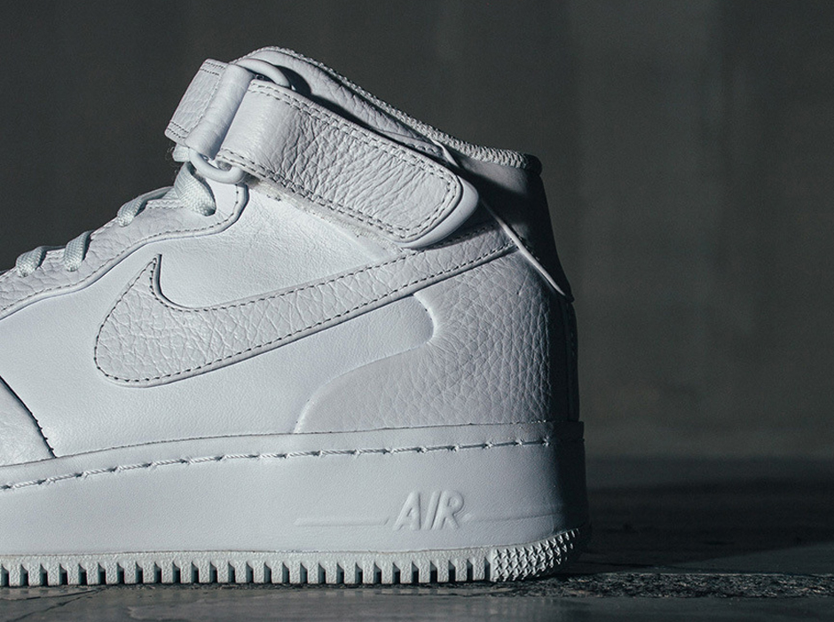 Detailed Look Nike Air Force 1 Cmft Sp Collection 07