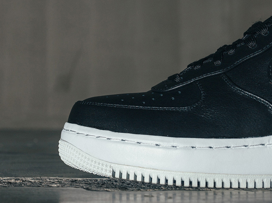 Detailed Look Nike Air Force 1 Cmft Sp Collection 13