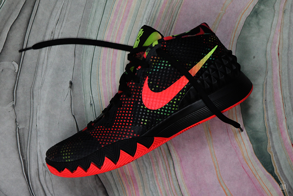 Kyrie Irving Debuts NIKEiD Kyrie 1 - SneakerNews.com in 2023