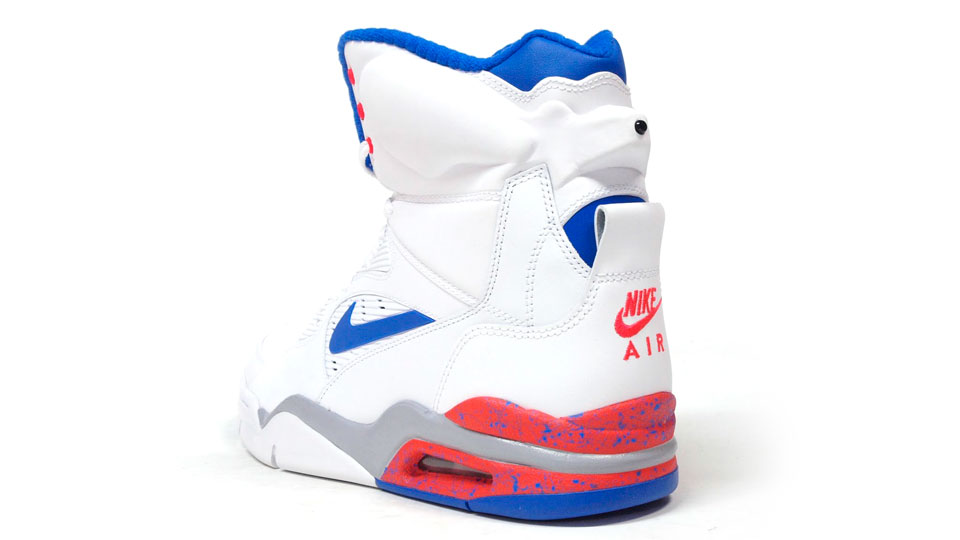 Nike Air Command Force Ultramarine Returning 04