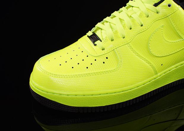 neon yellow air force