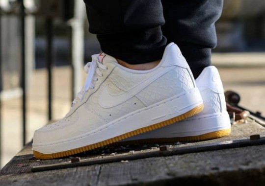 Nike Air Force 1 Low – White Python – Gum